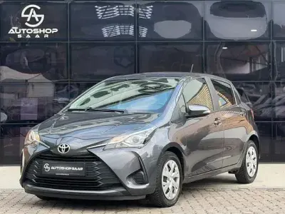 Gebraucht Toyota Yaris Comfort 69 PS (50 kW) 2018 Grau Limousine