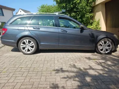 Gebraucht Mercedes C200 136 PS (100 kW) 2008 Grau Kombi