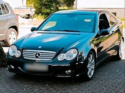 Gebraucht Mercedes C180 Sport 143 PS (105 kW) 2008 Schwarz Coupé