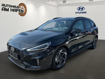 Neu Hyundai i30 N Line 140 PS (102 kW) 2025 Abyss black / mic Kombi