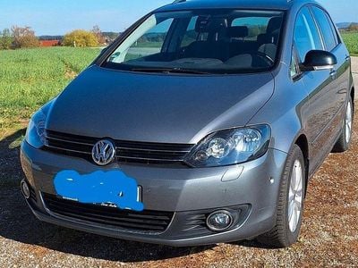 Second-hand VW Golf VI Style 105 CP (77 kW) 2011 Gri Hatchback