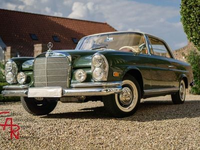 Mercedes W111