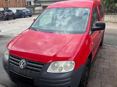 Gebraucht VW Caddy 104 PS (76 kW) 2010 Rot Van / Kleinbus