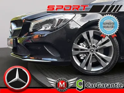 Gebraucht Mercedes CLA200 156 PS (114 kW) 2019 Kosmosschwarz Coupé