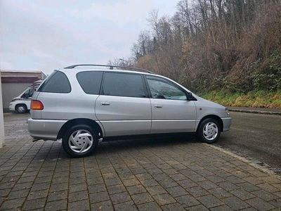 Gebraucht Toyota Picnic 128 PS (94 kW) 1997 Silber Van / Kleinbus