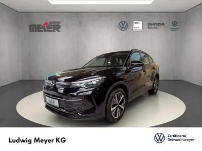 Gebraucht VW Tiguan Goal 150 PS (110 kW) 2024 Schwarz SUV