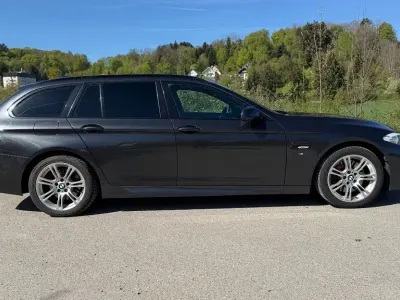 Gebraucht BMW 525 M Sport 218 PS (160 kW) 2012 Schwarz Kombi