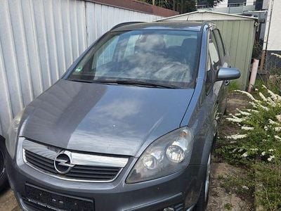 Second-hand Opel Zafira 150 CP (110 kW) 2005 Gri Monovolum