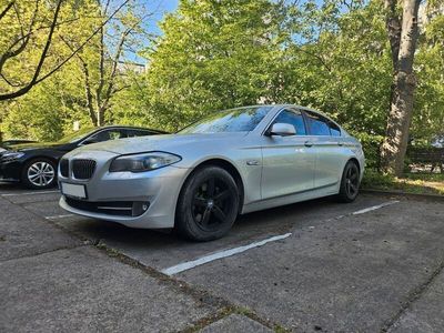BMW 525