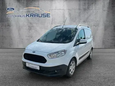 Gebraucht Ford Transit Courier Trend 75 PS (55 kW) 2016 Frostweiß Van