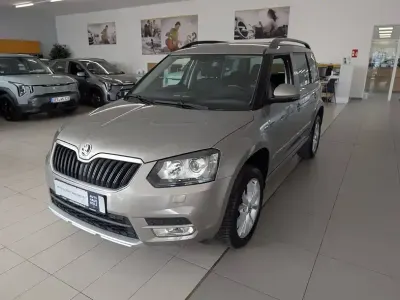 Gebraucht Skoda Yeti Drive 110 PS (80 kW) 2017 Cappuccinobeige SUV