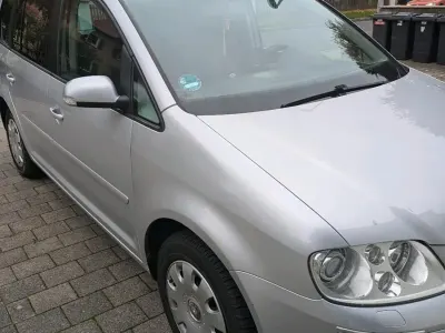 Gebraucht VW Touran 140 PS (102 kW) 2004 Silber Van / Kleinbus