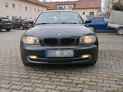 Gebraucht BMW 116 115 PS (84 kW) 2007 Schwarz Kleinwagen