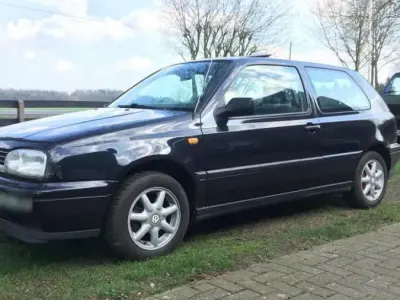 Gebraucht VW Golf III 90 PS (66 kW) 1998 Schwarz Limousine