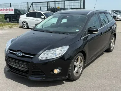 Gebraucht Ford Focus Titanium 116 PS (85 kW) 2011 Schwarz Limousine