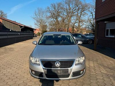 Gebraucht VW Passat 122 PS (89 kW) 2008 Silber Limousine