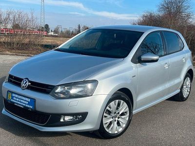 Gebraucht VW Polo Life 69 PS (50 kW) 2013 Silber Kleinwagen