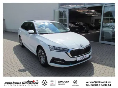 Gebraucht Skoda Octavia Ambition 150 PS (110 kW) 2023 Weiß Kombi