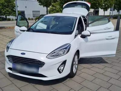 Gebraucht Ford Fiesta Titanium 120 PS (88 kW) 2017 Weiß Kleinwagen