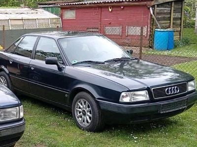 Gebraucht Audi 80 116 PS (85 kW) 1992 Schwarz Limousine