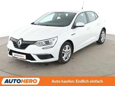 Weiß Gebraucht 2019 Renault Mégane IV Life Limousine | 11.450 € (Fairer Preis)