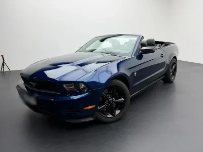 Gebraucht Ford Mustang 309 PS (227 kW) 2012 Blau Cabrio