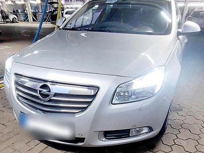 Usata Opel Insignia 160 CV (117 kW) 2011 Argento Station wagon