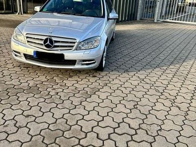 Silber Gebraucht 2010 Mercedes C350 Avantgarde Limousine | 15.700 €