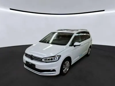 Usata VW Touran Highline 150 CV (110 kW) 2023 Bianco Monovolume