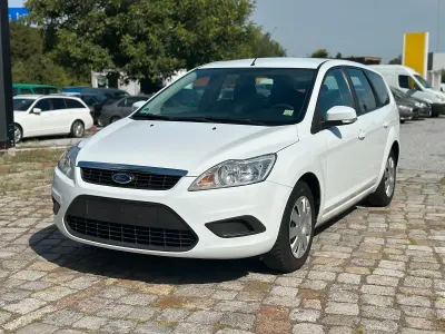 Gebraucht Ford Focus 101 PS (74 kW) 2008 Weiß Kombi