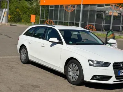 Używany Audi A4 Attraction 136 KM (100 kW) 2015 Biały Kombi