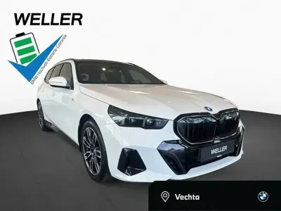 Gebraucht BMW i5 M Sport 442 kW (601 PS) 2024 Weiß Limousine