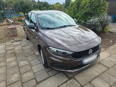 Usata Fiat Tipo Sport 95 CV (69 kW) 2020 Marrone Berlina