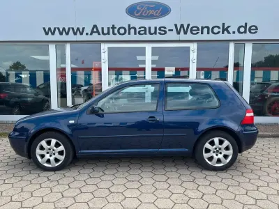 Gebraucht VW Golf IV 105 PS (77 kW) 2003 Blau Limousine