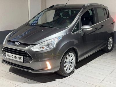 Grau Gebraucht 2016 Ford B-MAX Titanium Van / Kleinbus | 11.470 € (Fairer Preis)
