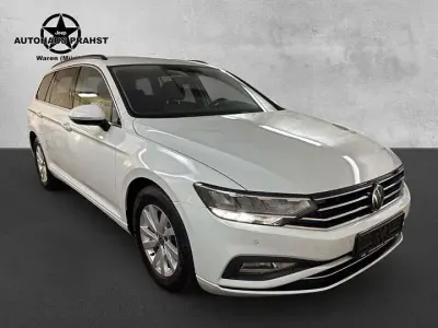 Gebraucht VW Passat Business 150 PS (110 kW) 2023 Weiß Kombi