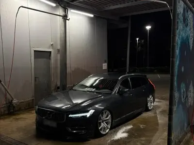 Gebraucht Volvo V90 Inscription 320 PS (235 kW) 2017 Grau Kombi
