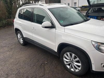 Second-hand VW Tiguan Team 170 CP (125 kW) 2010 Alb SUV