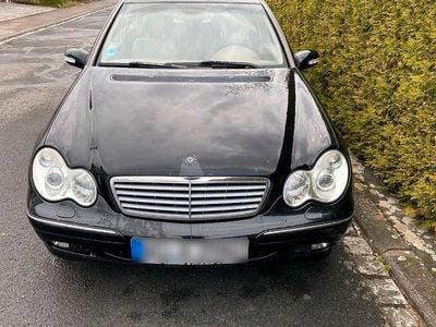 Gebraucht Mercedes C240 176 PS (129 kW) 2003 Schwarz Kombi