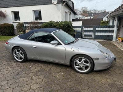Gebraucht Porsche 996 300 PS (220 kW) 1999 Silber Cabrio