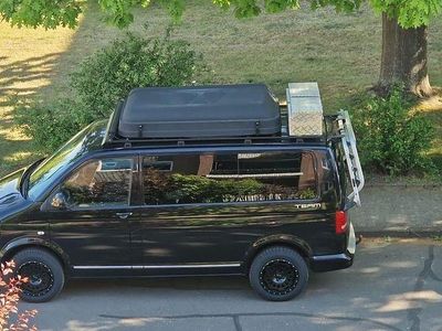 Gebraucht VW Multivan 179 PS (131 kW) 2011 Schwarz Van