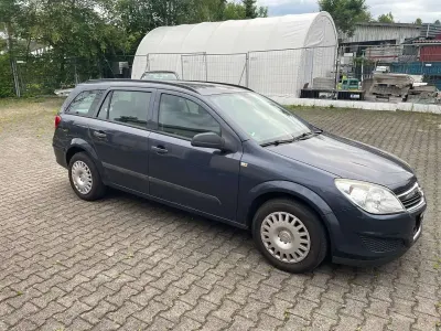 Gebraucht Opel Astra Selection 116 PS (85 kW) 2009 Metro m2 Kombi