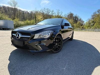 Usata Mercedes CLA200 136 CV (100 kW) 2015 Nero Station wagon