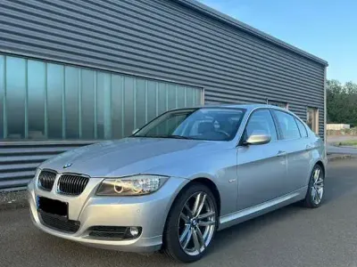Gebraucht BMW 325 Comfort Edition 218 PS (160 kW) 2010 Silber Limousine