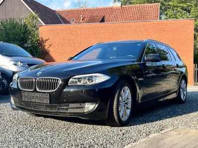 Gebraucht BMW 530 Sport Line 258 PS (189 kW) 2012 Schwarz Kombi