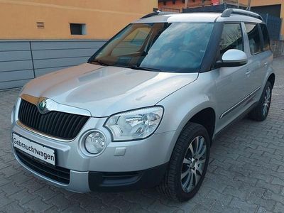 Gebraucht Skoda Yeti Ambition 122 PS (89 kW) 2013 Silber SUV