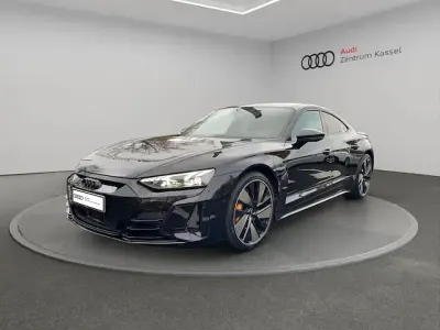 Używany Audi e-tron GT quattro Comfort 350 kW (476 KM) 2022 Czarny Sedan/Limuzyna