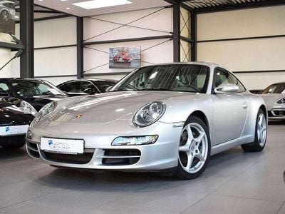 Porsche 911 Carrera