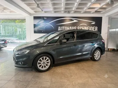 Gebraucht Ford S-MAX Titanium 190 PS (139 kW) 2019 Grün Van / Kleinbus