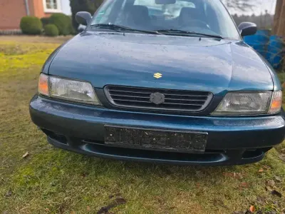 Usata Suzuki Baleno 85 CV (62 kW) 1997 Verde Berlina